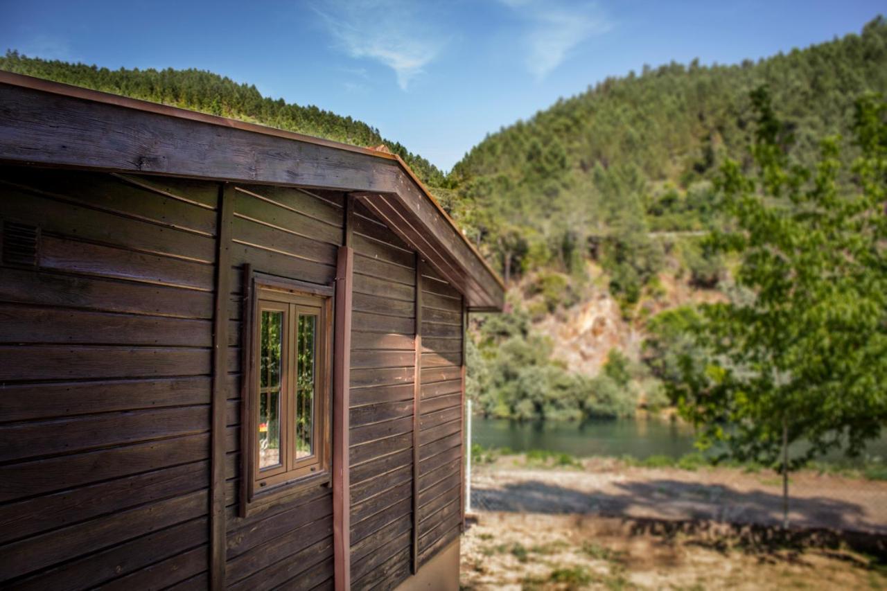 Xisto Camping Janeiro de Baixo Exteriör bild