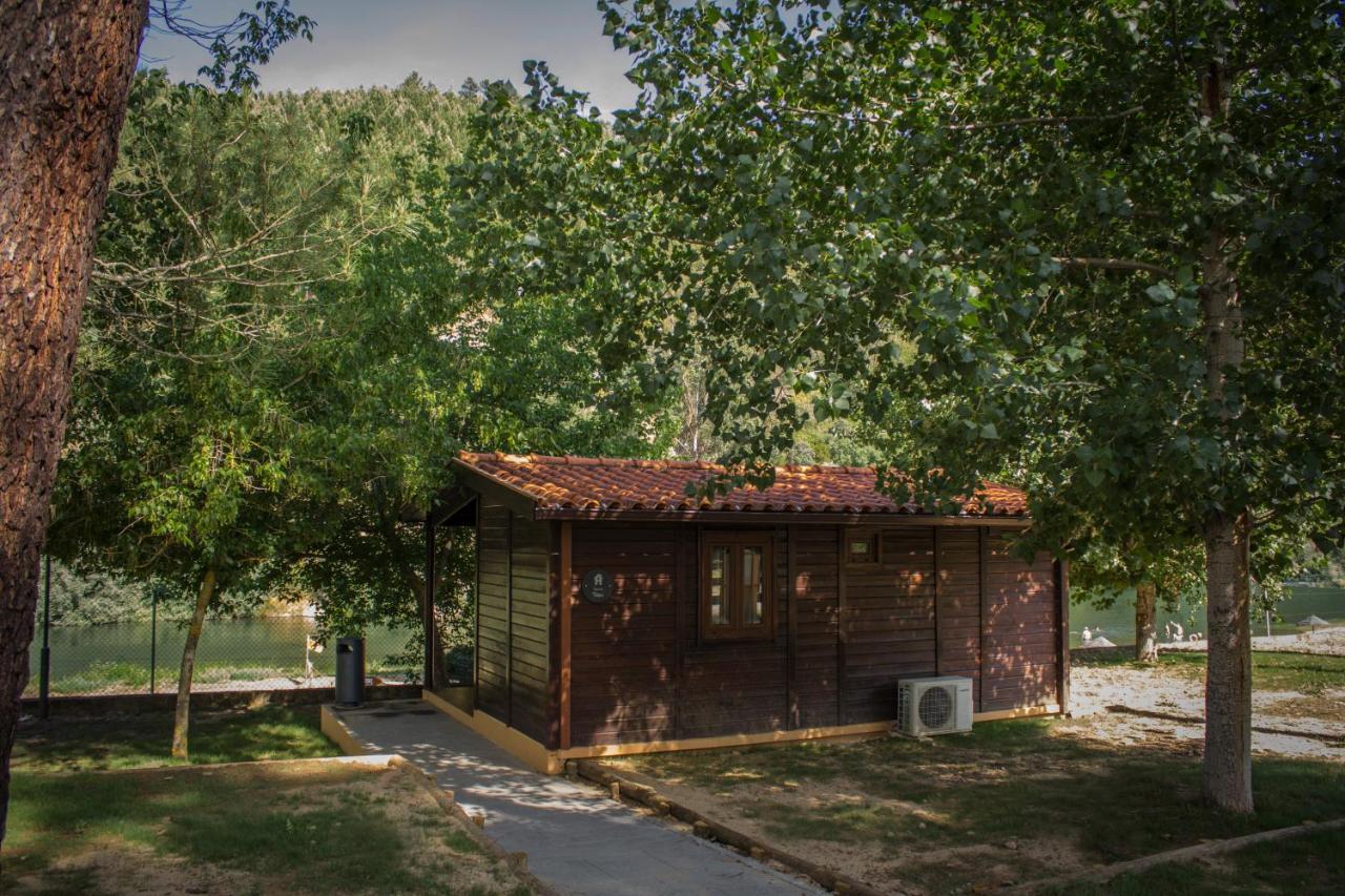 Xisto Camping Janeiro de Baixo Exteriör bild