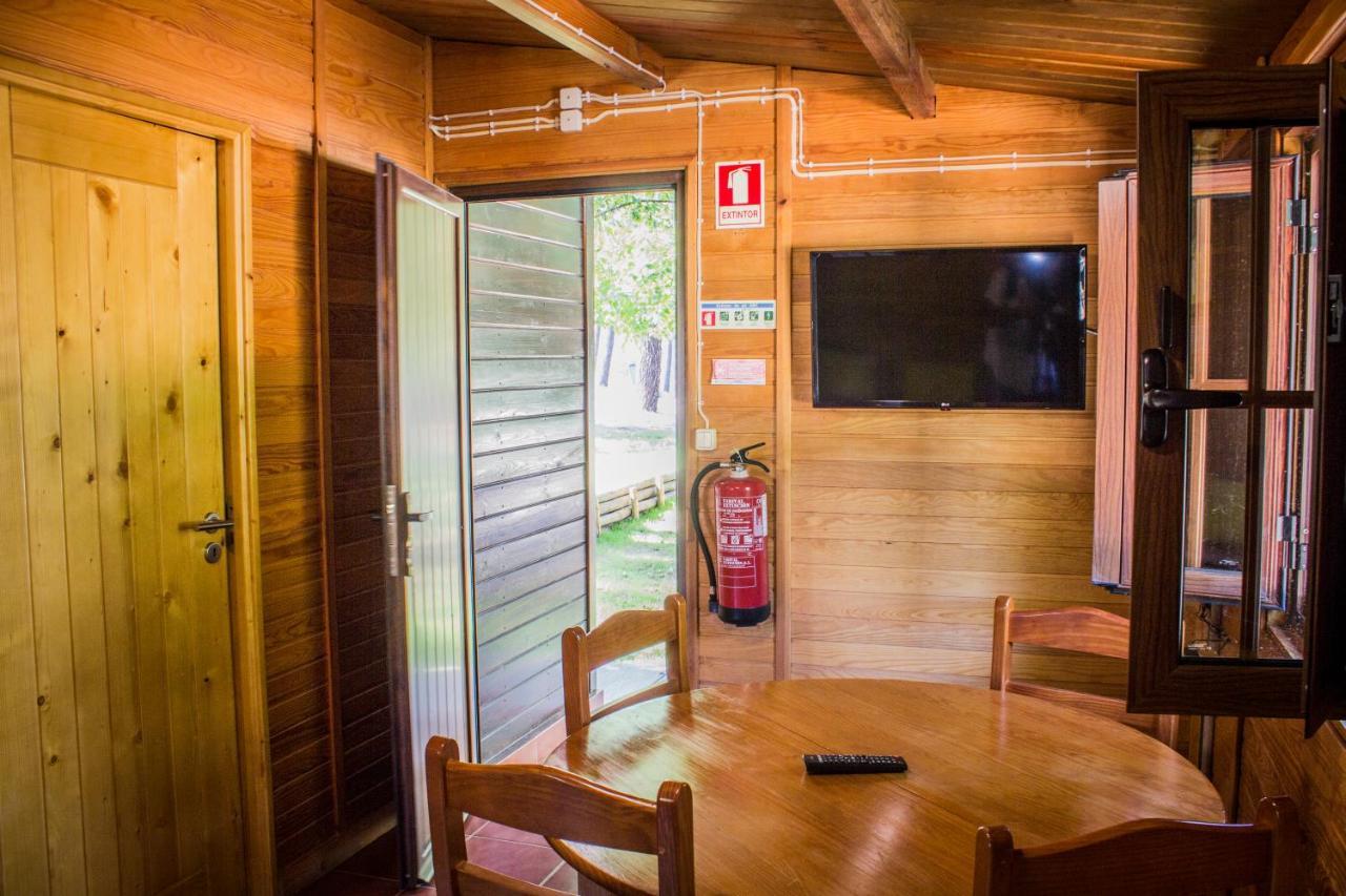 Xisto Camping Janeiro de Baixo Exteriör bild