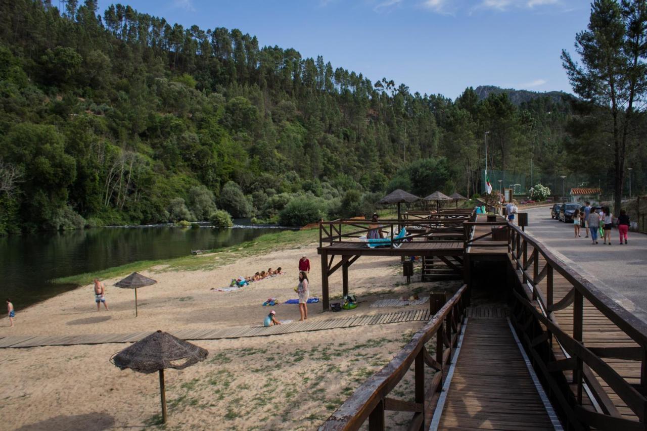 Xisto Camping Janeiro de Baixo Exteriör bild