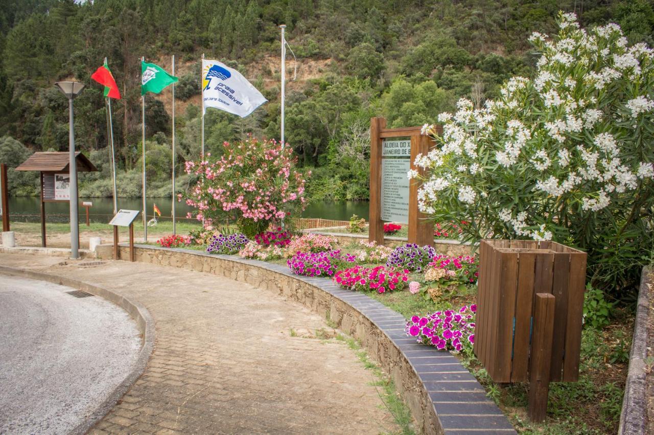 Xisto Camping Janeiro de Baixo Exteriör bild